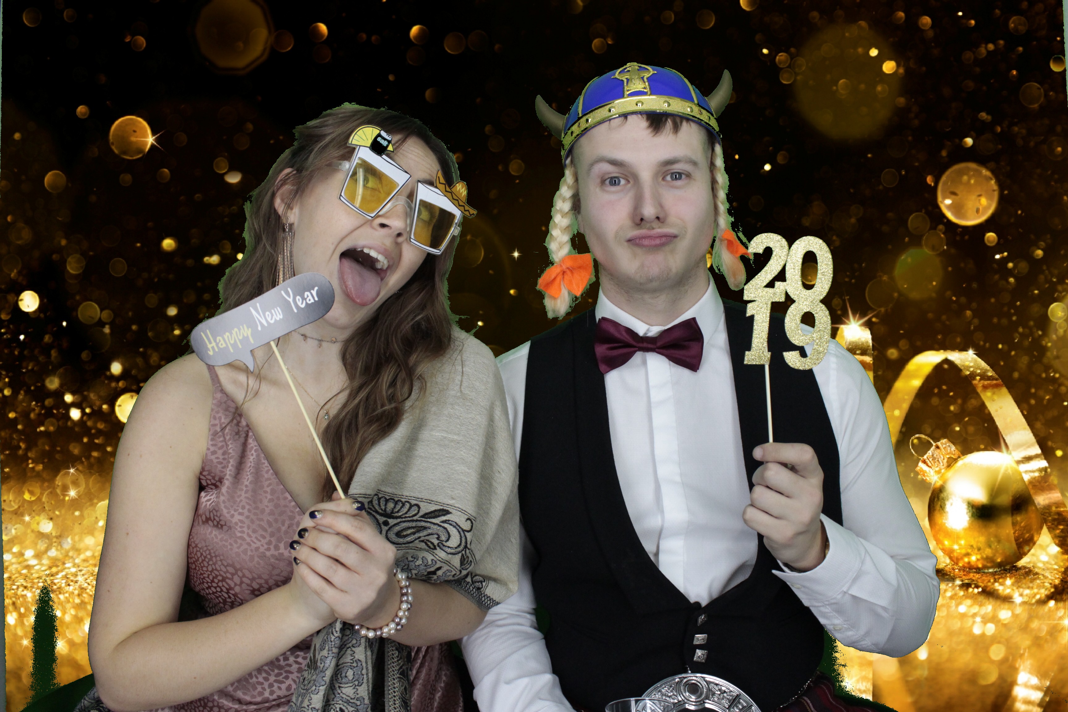 The Sussex Exchange New Years Eve | View more photos from the event at gallery.myphotoboothexperience.co.uk/u/MyPhotoBoothExperienceLtd/The-Sussex-Exchange-New-Years-Eve